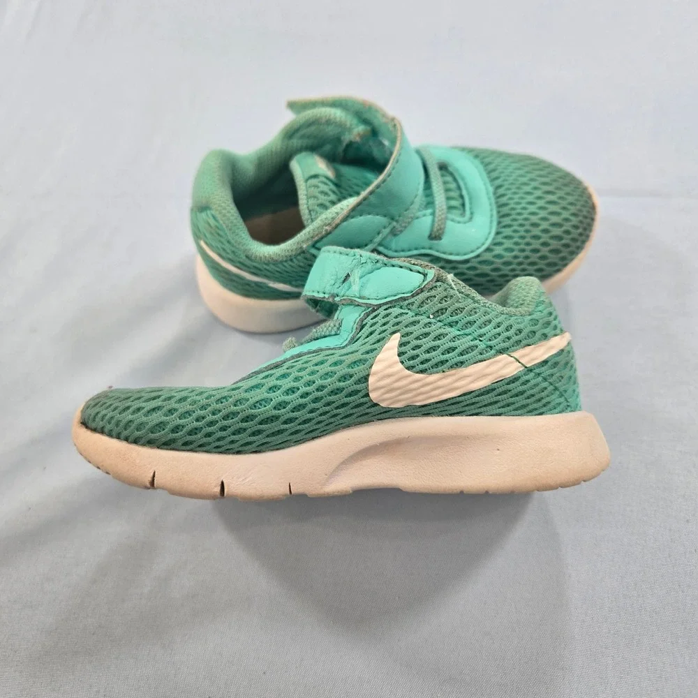 Nike Tanjun TD Toddler Hyper Turquoise White Sneakers 818386-301 Size 6C